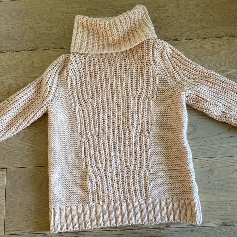 Light pink turtleneck sweater - great quality